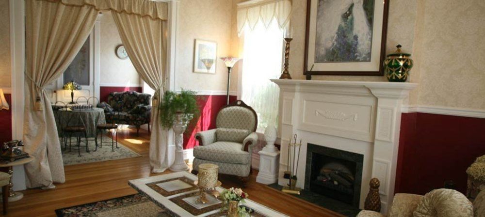 Hickory House Inn Анаконда Экстерьер фото